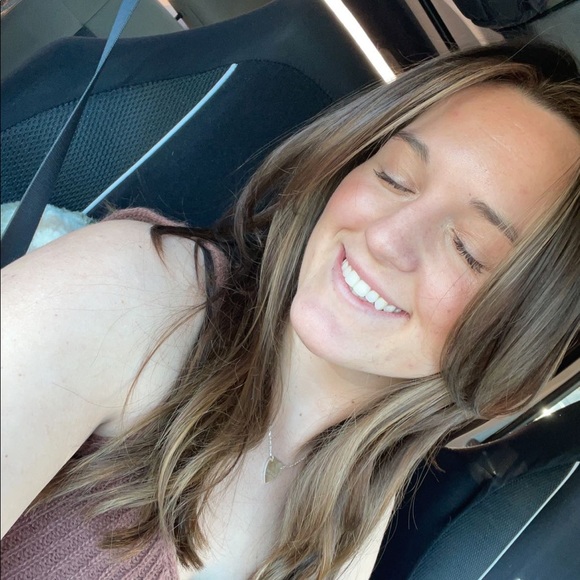 kylieeatmon24